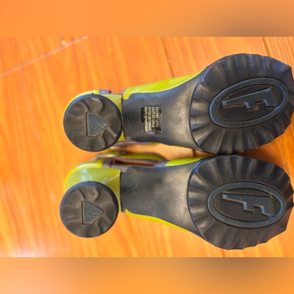 John Fluevog Women's Lime and Gray Heels, 10.5 - Picture 7 of 10